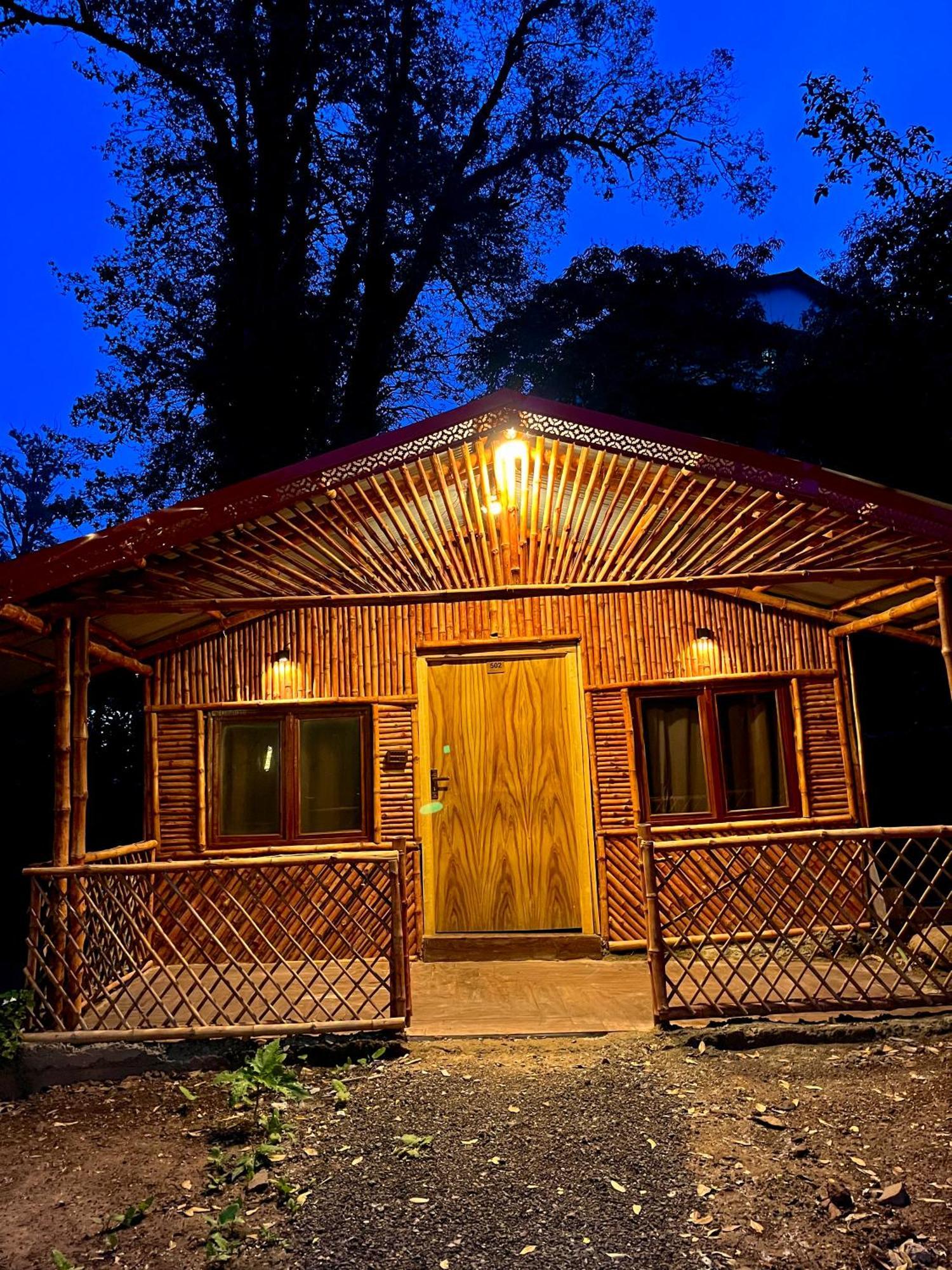 Misty Peaks Resort Мюри Екстериор снимка